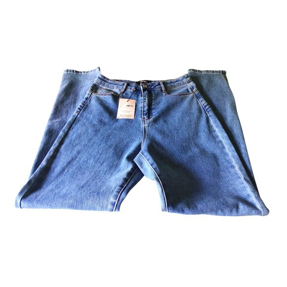 Missguided Women's Size 4R Light Blue Comfort Stretch Sculpt Split Hem Jeans NWT - Picture 2 of 12